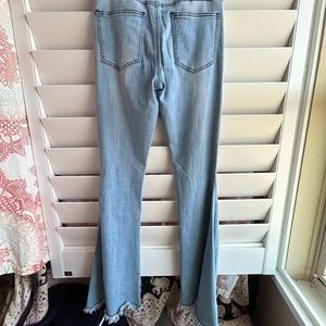 Light washed flair jeans. Super cute just little too long